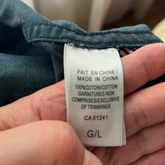Simons Denim Shirt.  100% cotton but somewhat stretchy. - Picture 4 of 7